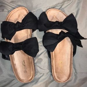 New Black Bella Bow Sandals Sz 8.5